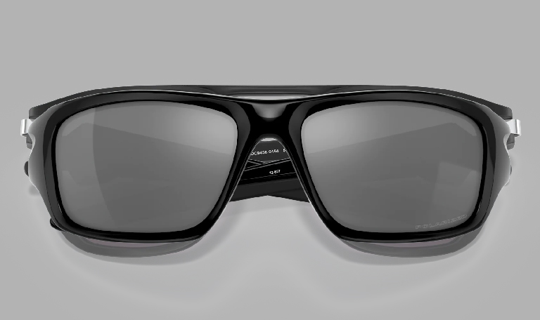 oakley Valve