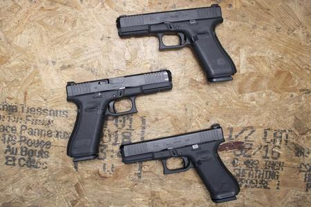 17GEN5 9MM FRONT SERRATIONS NIGHT SIGHTS (FAIR) 