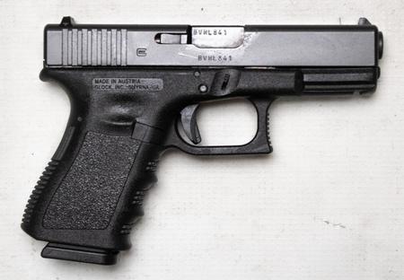 GLOCK / GLOCK INC 19 9MM USED 