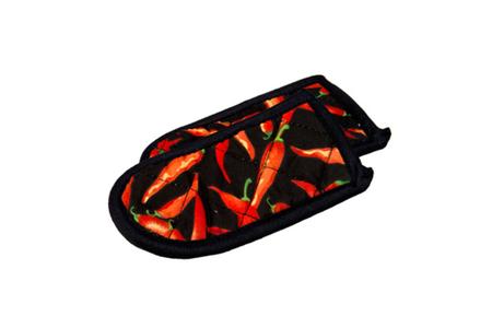 SET OF 2 CHILI PEPPER FABRIC HOT HANDLE HOLDERS 