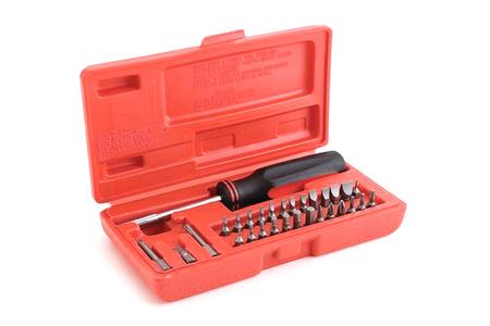 31 PIECE PROFESSIONAL SCREWDRIVER SET