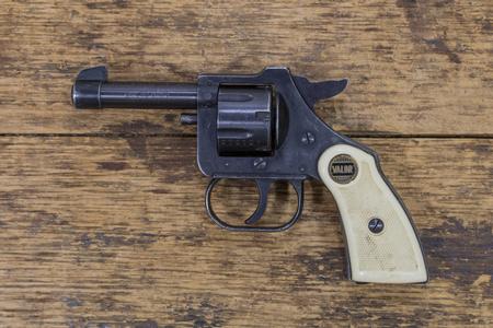 RG10 VALOR 22 SHORT POLICE TRADE-IN REVOLVER