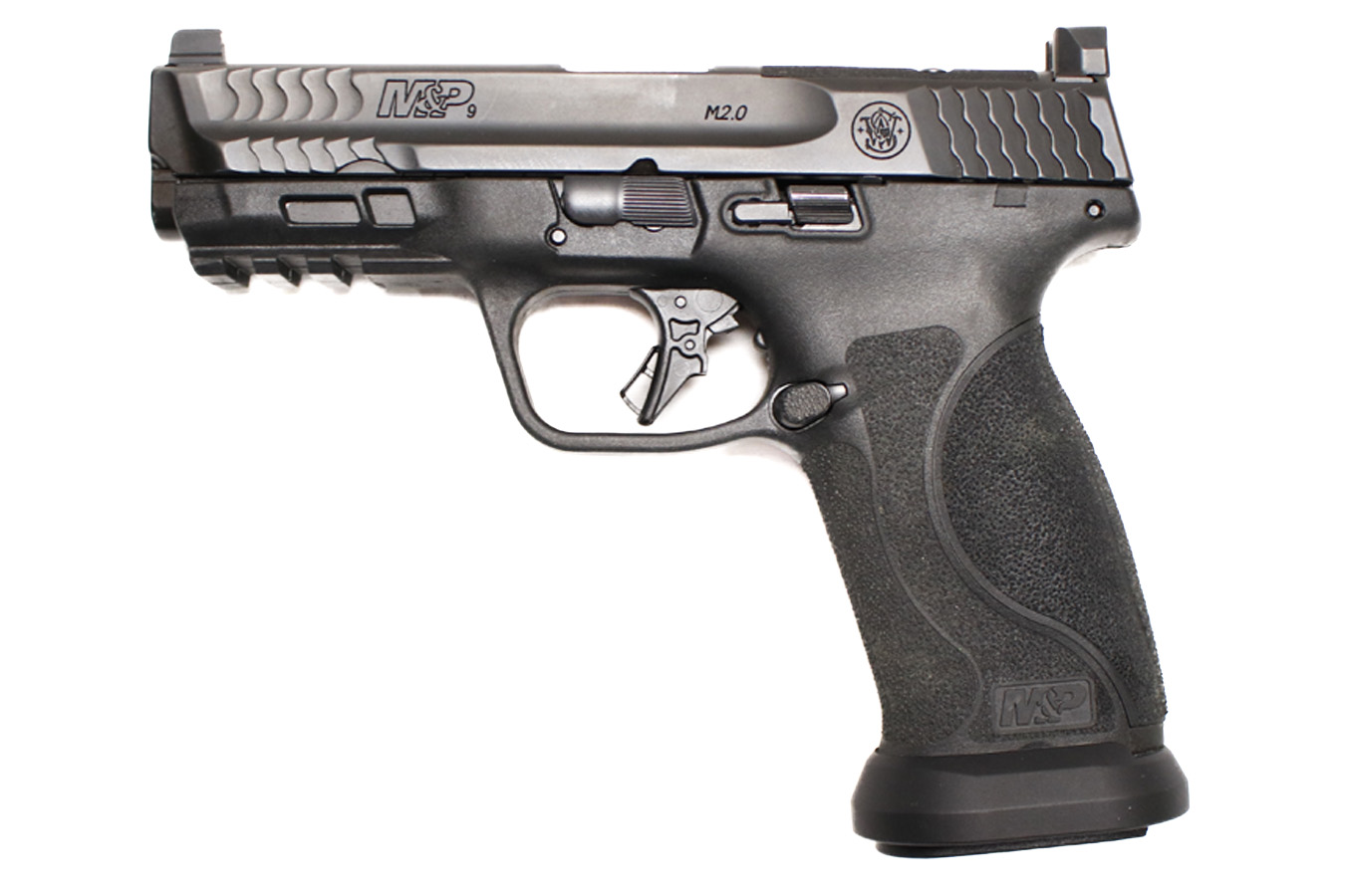 SMITH AND WESSON M&P9 M2.0 9mm Full-Size Optic Ready Law Enforcement Sample Pistol with Optic Night Sights and Three Magazines