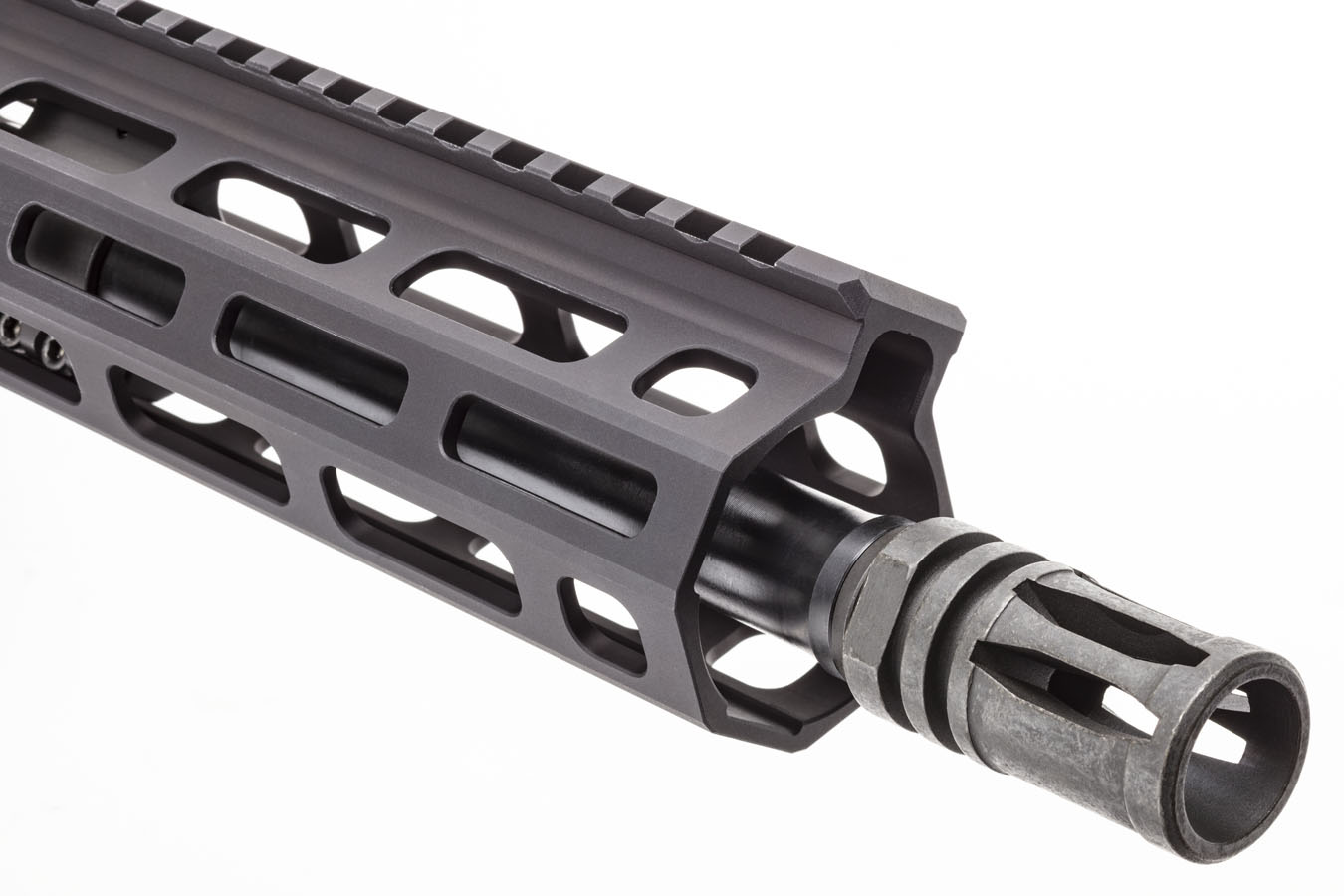 SMITH AND WESSON M&P15 Sport III 5.56mm Rifle with Full-Length M-LOK Handguard and Forged Trigger